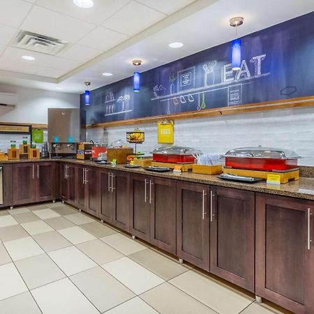 Hampton Inn Sioux Falls Hayward Addition Exteriör bild