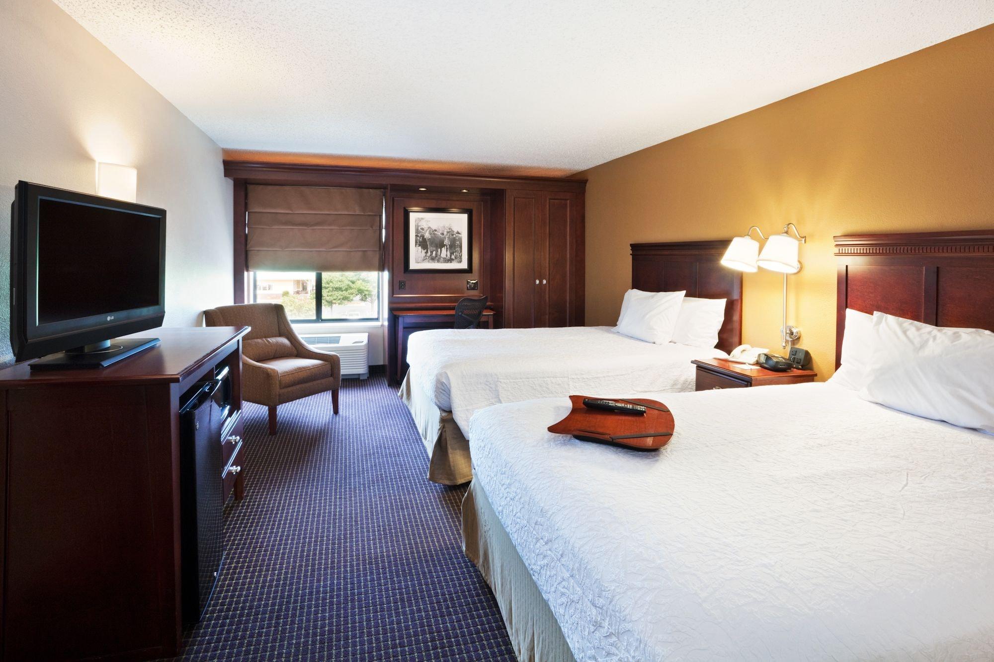 Hampton Inn Sioux Falls Hayward Addition Exteriör bild